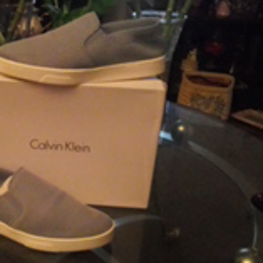 Shoes - Picture 2 of 2